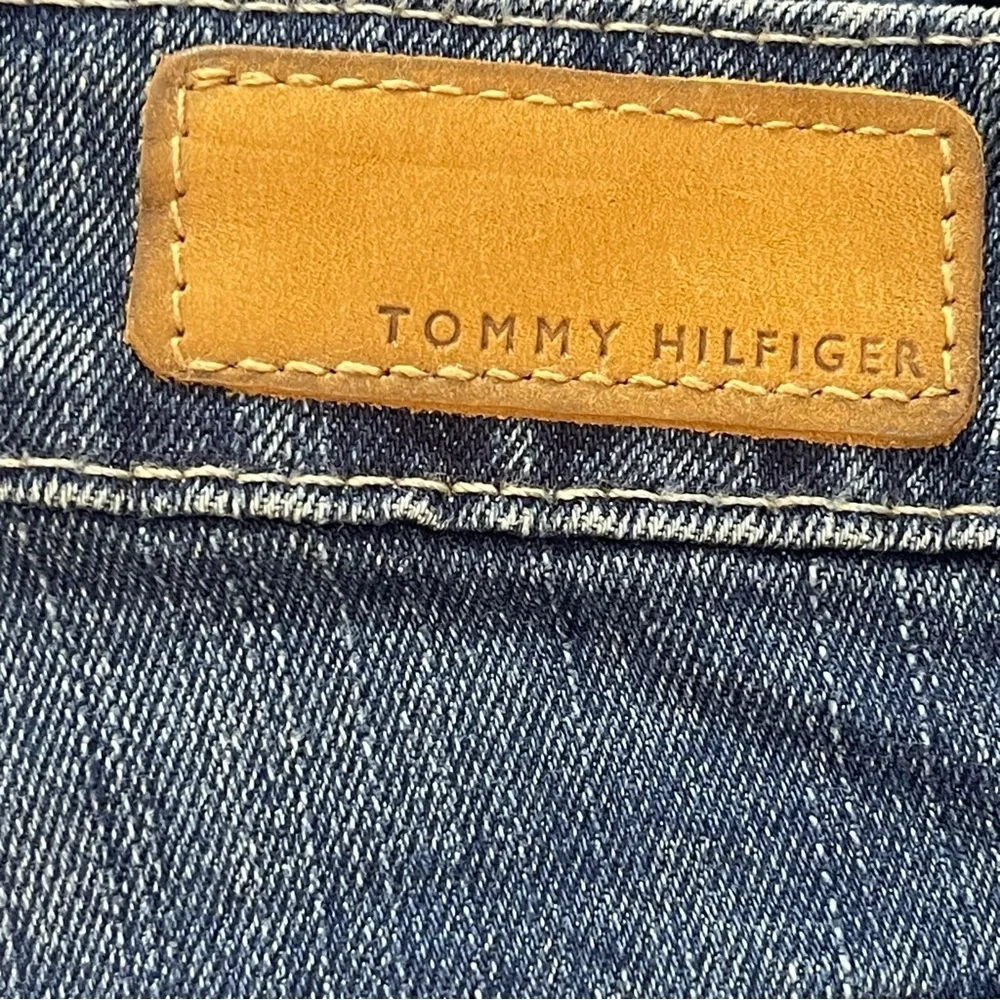 Tommy Hilfiger Classic Mid Rise Bootcut Mid Rise Jeans NWT 8 - Picture 9 of 9